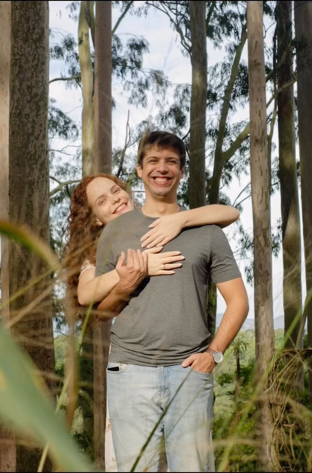 Ensaio de casal ao ar livre